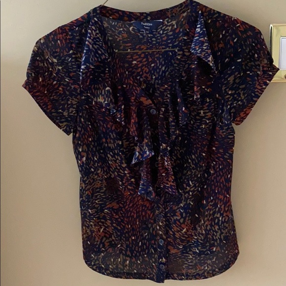 Sz:S  Short-sleeve V-neck blouse - Picture 2 of 5